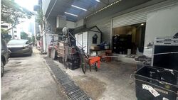 Serangoon Road (D8), Shop House #573587381